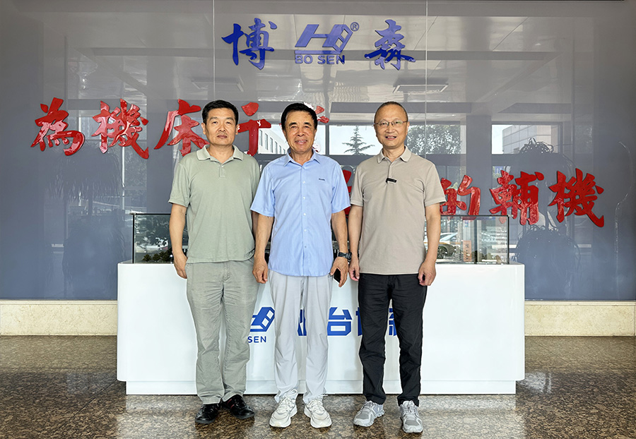 合影留念.jpg